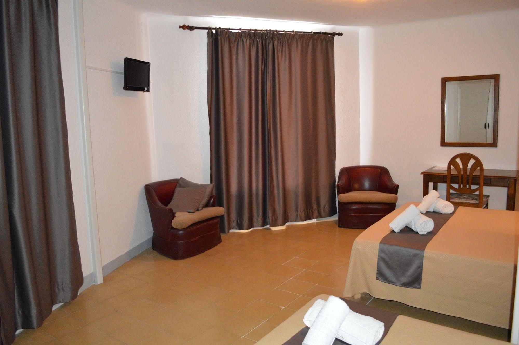 Hotel Apartaments Gesoria Porta Ferrada Sant Feliu de Guíxols Exterior foto