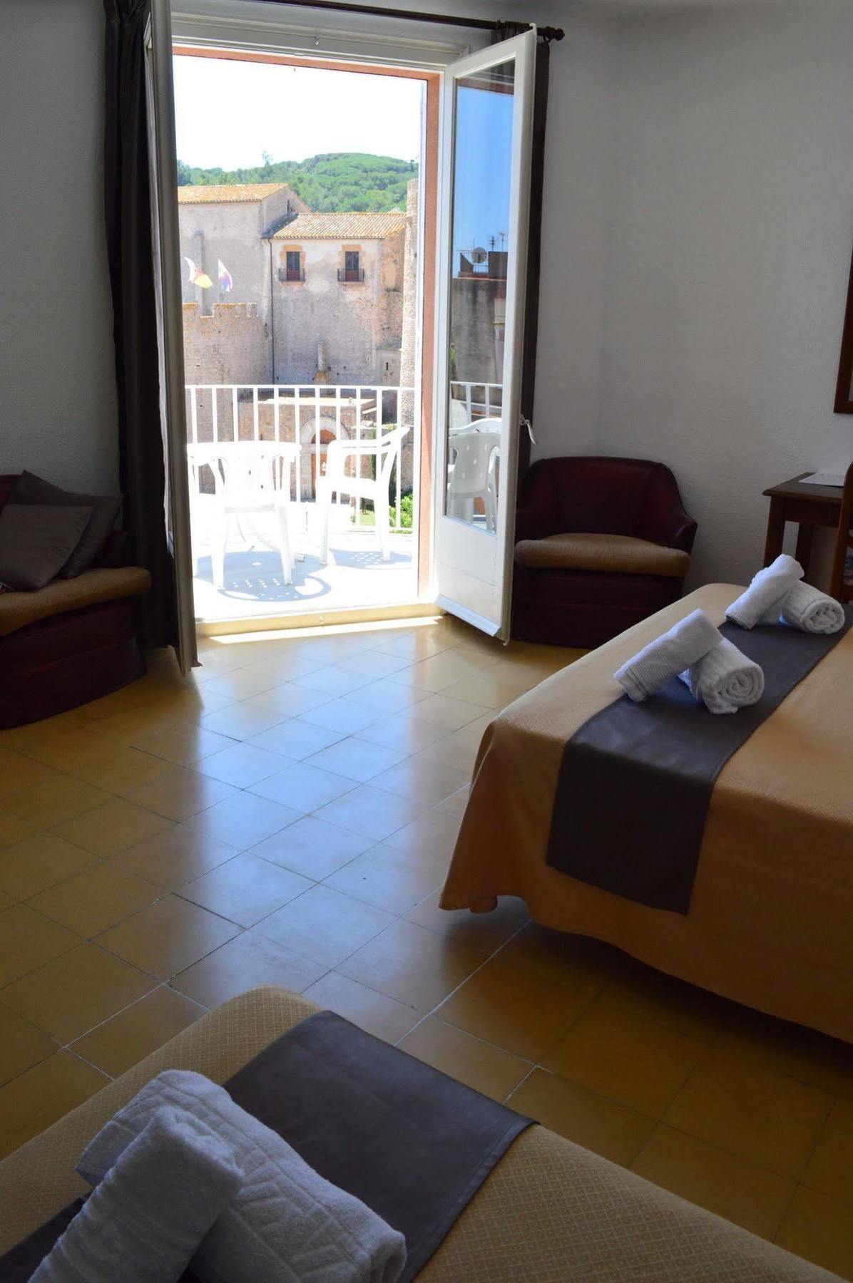 Hotel Apartaments Gesoria Porta Ferrada Sant Feliu de Guíxols Exterior foto